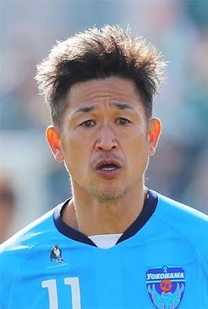 Yokohama FC Perpanjang Kontrak Pemain Tertua di Dunia