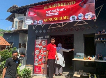 Peluncuran Rumah Smartfren Community Gunung Ilmu Pertama di Indonesia