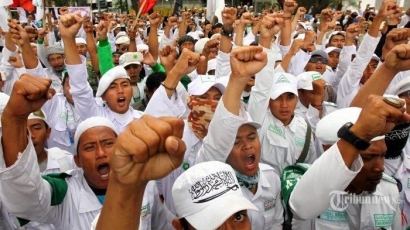 FPI dan UAS Sangat Populer di Kalangan Milenial Muslim Indonesia