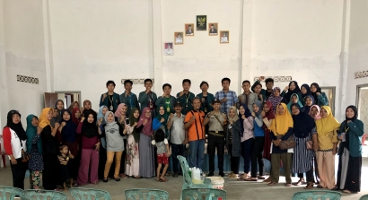 Mahasiswa KKN Unila Gelar Pelatihan Pembuatan Sabun Cuci Piring di Desa Sukaraja Nuban