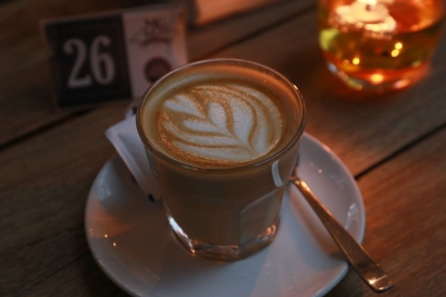 Di Balik Harumnya Coffee Latte