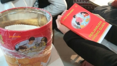 Renyah Rengginang dan Manis Biskuit Perjamuan Khong Guan Joko Pinurbo