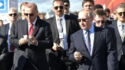 Es Krim Tak Mampu Lagi Dinginkan Mesin Perang Erdogan di Suriah
