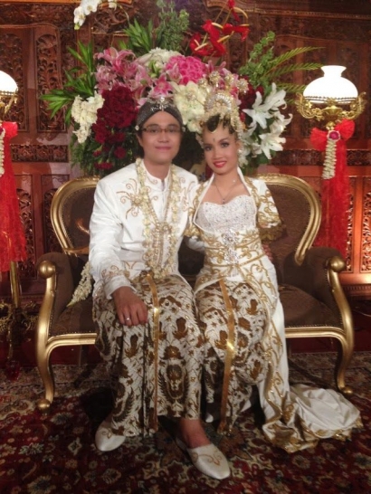 Kisah Cinta Bagaikan Kisah Cinderella Ini Terjadi di Indonesia