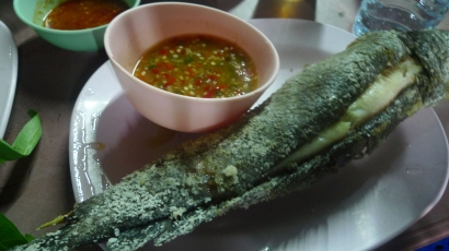 Kuliner Bangkok, Salt Grilled Fish yang Bikin Kangen