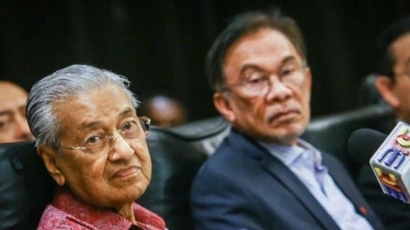 Ketika Langkah Kuda Mahathir yang Kokoh Menjadi Tak Berdaya