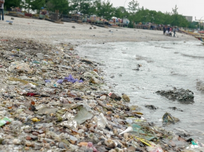 Kenjeranku, Sudut Kota Surabaya yang Masih Darurat Sampah