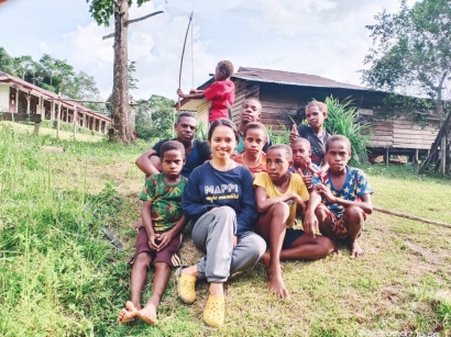 Simak Tips Ala Guru Muda Ini Sebelum Mengabdi di Pedalaman Papua