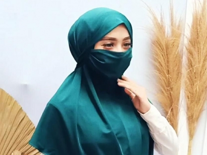 Jilbab Corona, Antara Fungsi Medis dan Modis