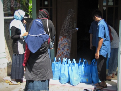 Lawan Covid-19, Muhammadiyah Sedati Lakukan Gerakan Taawun Sosial