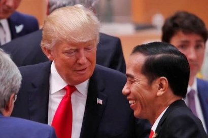 Menyoal Isi Perbincangan Jokowi Dan Trump Tentang Ventilator