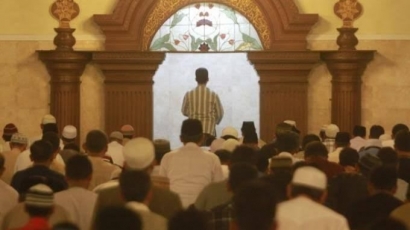 Hasil Rapid Test Positif, Masih Menjadi Imam di Masjid?