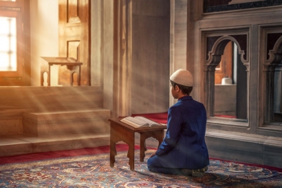 Tangis Tanpa Air Mata di Bulan Ramadan