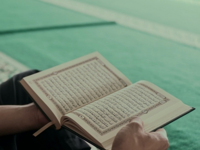 Kisah Dihimpunnya Al Quran dalam Satu Mushaf