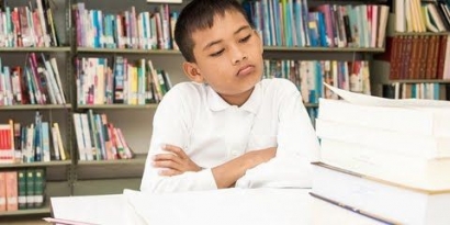 Masih Relevankah Menakut-nakuti Siswa Malas dengan Kalimat "Tidak Naik Kelas"?