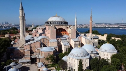 Polemik Hagia Sophia, Rencana Konversi Hingga Penolakan