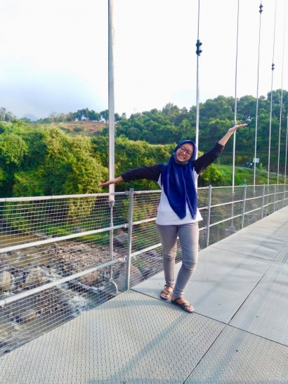 Jembatan Gantung Slawe: Penghubung Dua Desa, Penyalur Hobi Swafoto Remaja