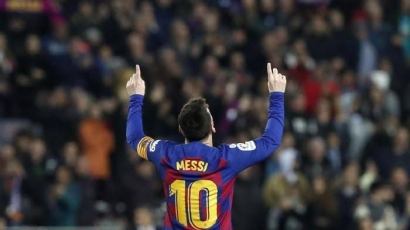 Gol ke-700 Messi Dicetak dengan Gaya