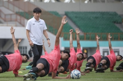 Indonesia dan Thailand Cemas Menanti Kedatangan Pelatih