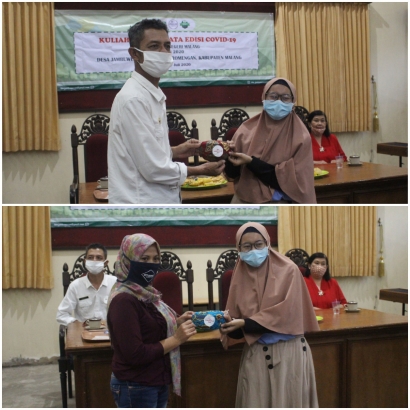Aksi Tanggap Covid-19, Mahasiswa KKN UM Donasikan 1000 Masker untuk Masyarakat Jambuwer