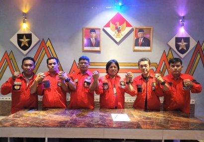 Gelar Rapat, Ini Pesan dan Arahan Penasehat Pemuda Batak Bersatu Jakarta Barat Frengky Purba