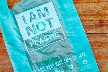 Bioplastik: Pengganti Plastik Konvensional