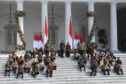 Perlukah Kabinet Indonesia Maju Dirombak?