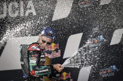 Fabio Quartararo Menangi MotoGP Andalucia, Rossi Podium Ketiga