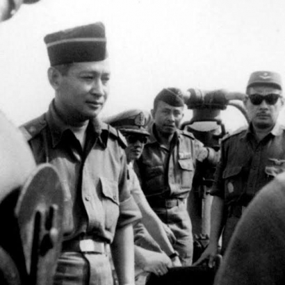 Jauh Sebelum Jadi Presiden, Soeharto Nyaris Dipecat dari Militer, Untung Ada Nama Ini!