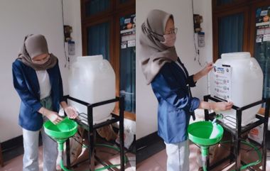 KKN Undip Sumbang Tempat Cuci Tangan Untuk Warga dan Lakukan Sosialisasi Cara Cuci Tangan pada Anak-anak