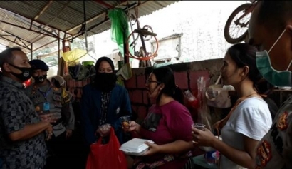 Mahasiswa UNDIP Menggandeng Polri untuk Mengkampanyekan Gerakan Makan Ikan