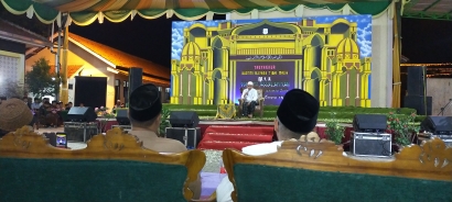 Gus Reza Lirboyo Ngisi Acara Khotmil Alfiyah di Ponpes Assalafiyah Luwungragi