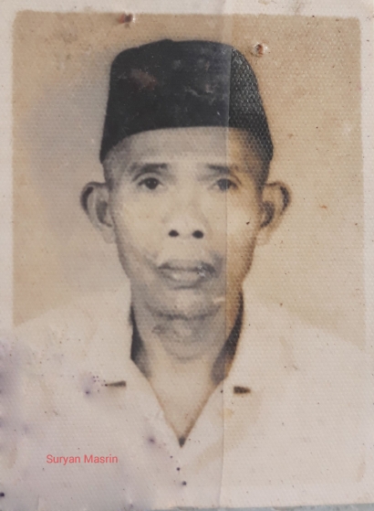 Guru Bidin (1911-1978); Pegawai Negeri Pertama dari Kampung Peradong