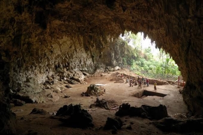 Situs Bersejarah Penemuan Fosil Homo Floresiensis ( Manusia Flores)"Liang Bua" Masuk Nominasi API 2020