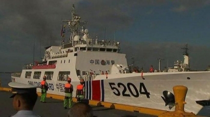 China Kembali Berulah, Kapal Bakamla "Scramble" Kapal Coast Guard China