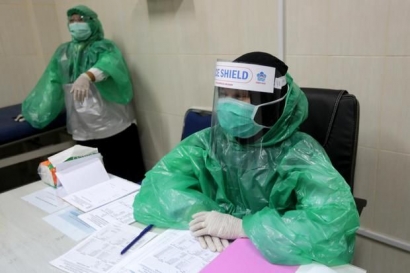 Tenaga Medis Meregang Nyawa, Pandemi Semakin Berulah