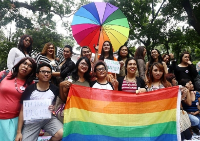 Apa Penyebab LGBT Sulit Diterima di Indonesia?
