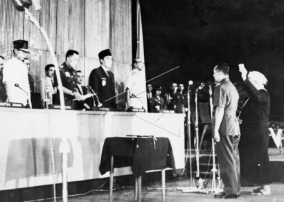 Campur Tangan Jenderal Nasution di Balik Jatuhnya Soekarno (Tamat)