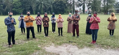 Meriahkan Hari Batik Pendamping Desa Kabupaten Simalungun Layangan Bersama Gus Menteri Desa PDTT