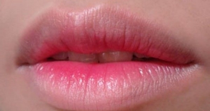 Pantun: Bibir Cerah