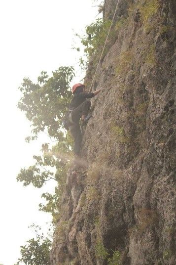 Pemantapan Divisi Rock Climbing (Panjat Tebing) Bropela di Tebing Ciampea, Bogor