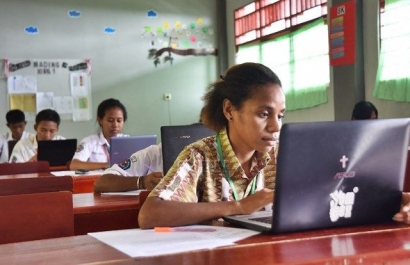 Memajukan Papua Lewat Pendidikan