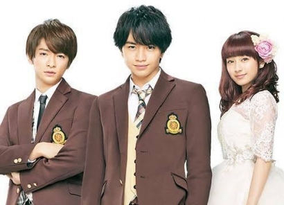 Support System di Japan Romantic Movie Teen Bride