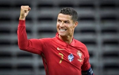 "Makhluk Alien" Cristiano Ronaldo 7 Gol Lagi Menyamai Rekor Ali Daei