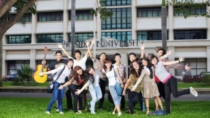 Keseruan menjadi mahasiswa di President University!!