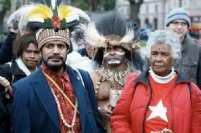 Benny Wenda Diangkat Menjadi "Raja" Dua Putra Terbaik Papua Barat Masuk Bursa Menteri KKP RI