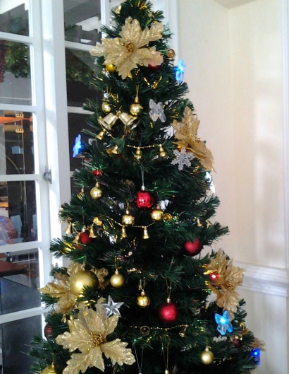 Pohon Natal di Rumah