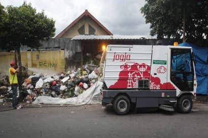 Yogyakarta dan Bom Waktu Sampah