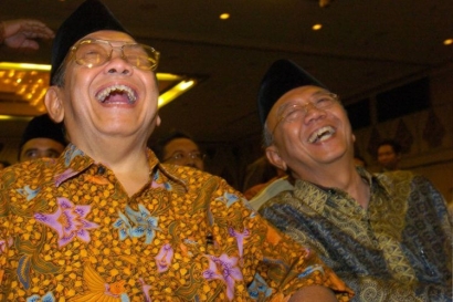 Indonesia Butuh Ketawa, Mari Mulai Menertawakan Diri Sendiri