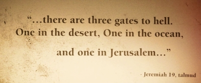 Ketika Pintu Langit dan Bumi Terbuka Saat Malam Penghapusan Dosa di Film "Jeruzalem"